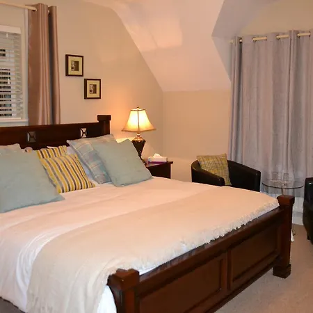 Woodview Bed & Breakfast. Bed & Breakfast *