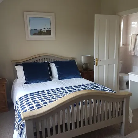Bed & Breakfast Woodview Bed & Breakfast.