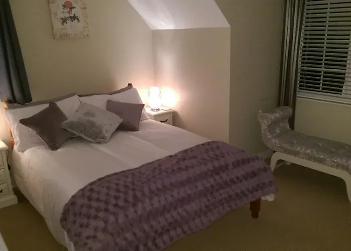 Bed & Breakfast Woodview Bed & Breakfast.